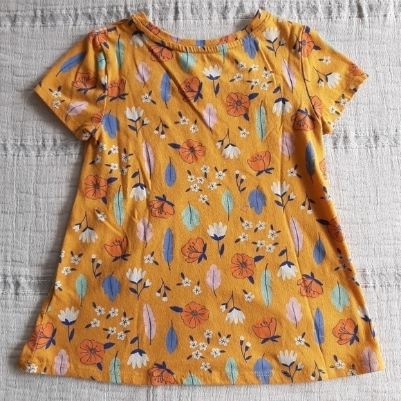 Cat & Jack floral top size 5T - Picture 2 of 6